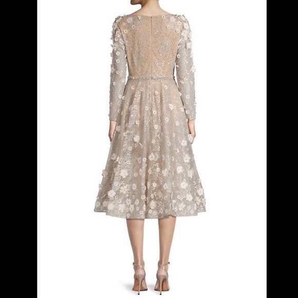 Mac Duggal floral applique Deep-V Neck Lace Dress - Picture 4 of 8